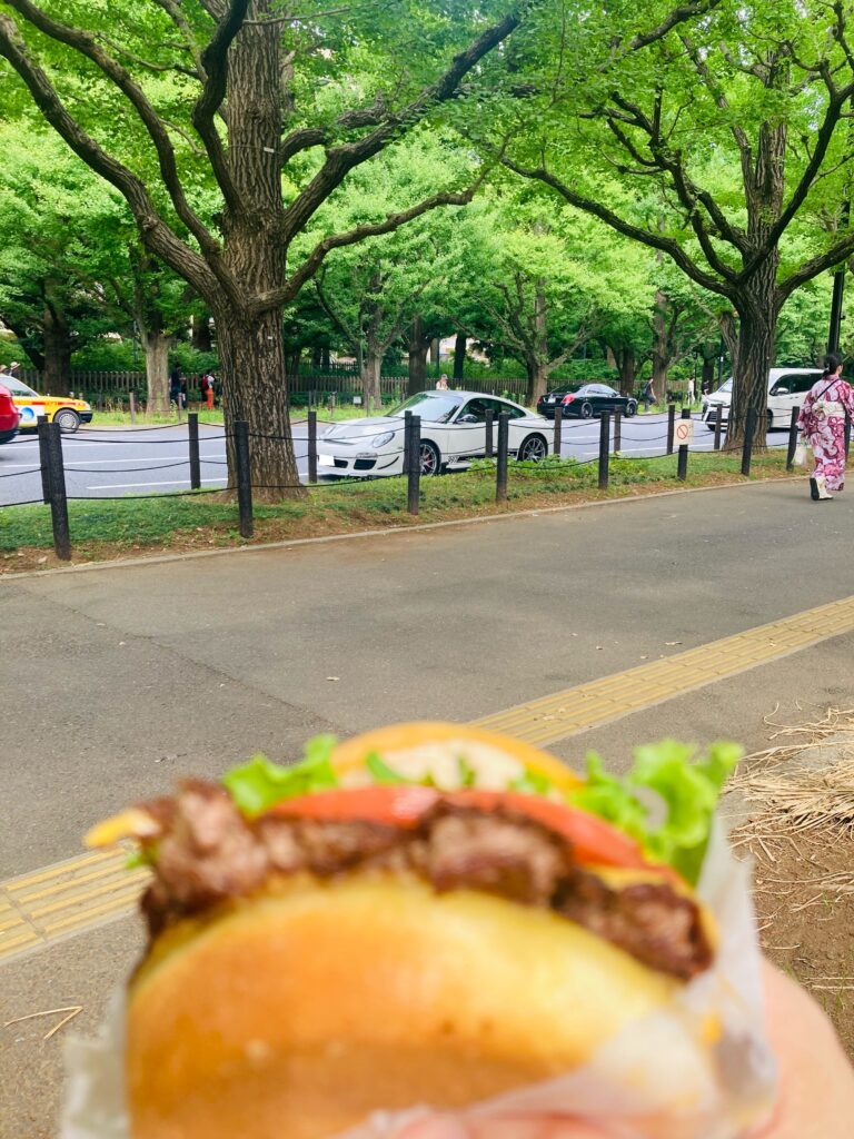 バーガーとげこ太