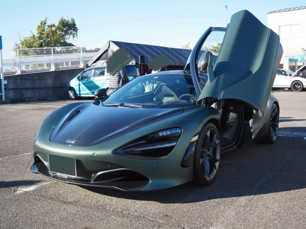 720S