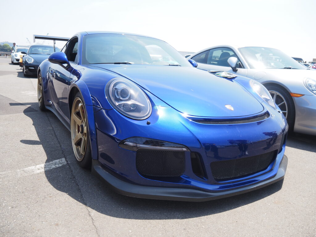 991