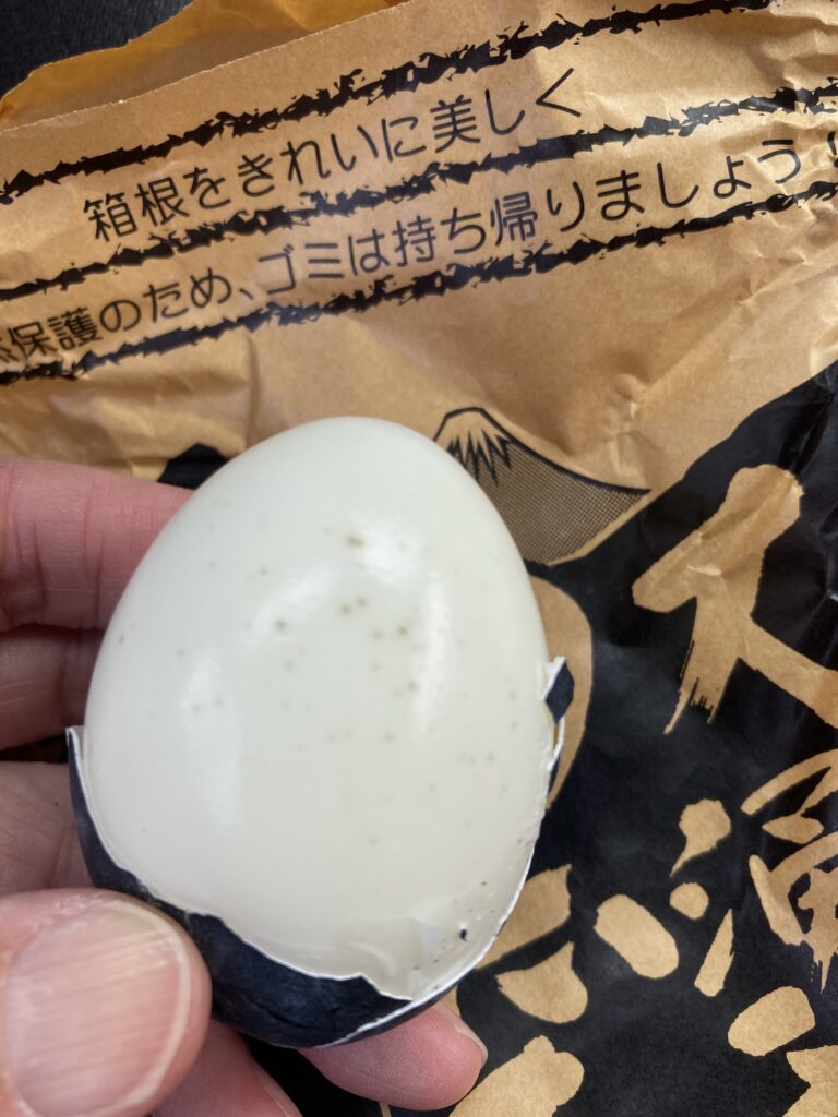 黒たまご