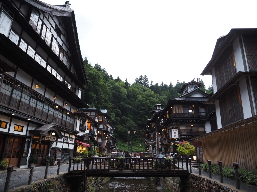 銀山温泉