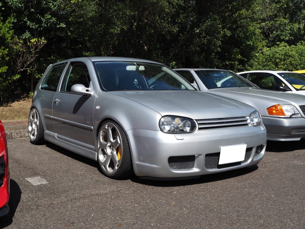 ゴルフR32