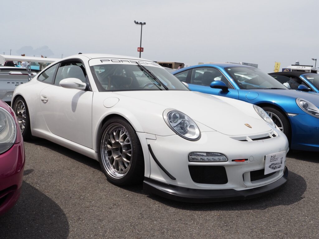 997