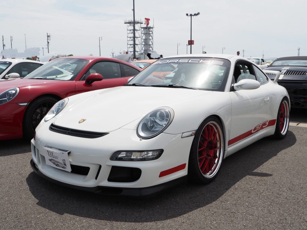 997
