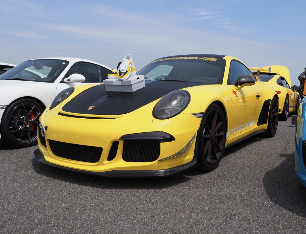 991