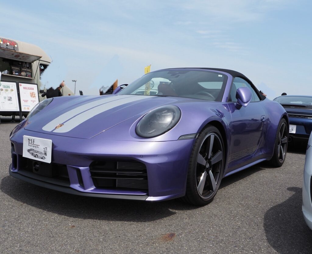 992